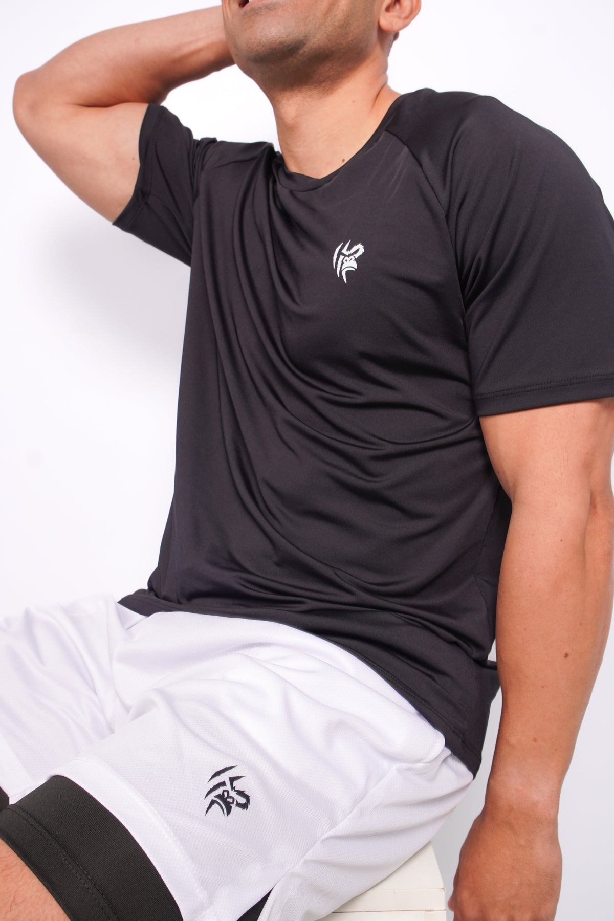 Short masculino Dry-Fit de compressão 2 em 1 com bolso interno - branco